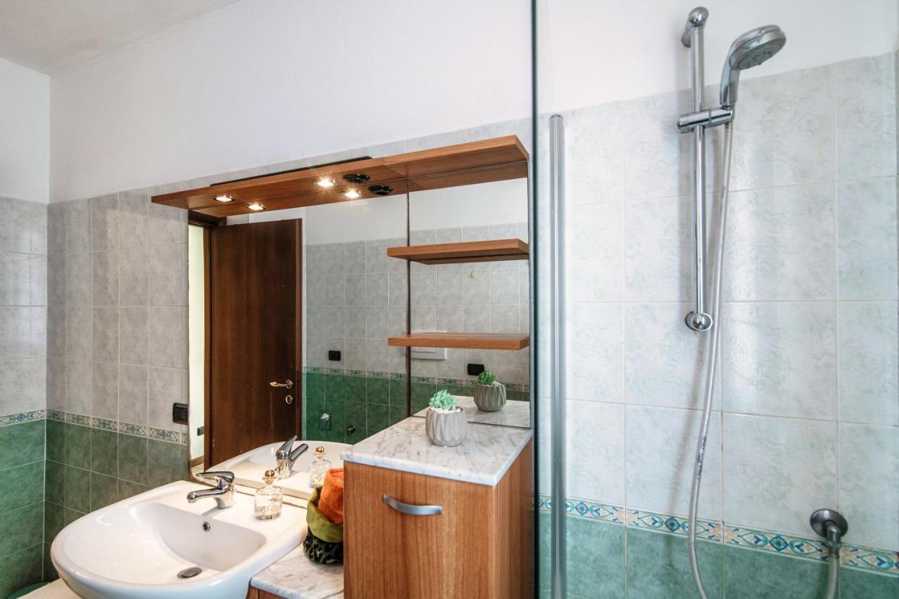 Joivy Splendid Flat W Terrace Near Lake Como Bagian luar foto